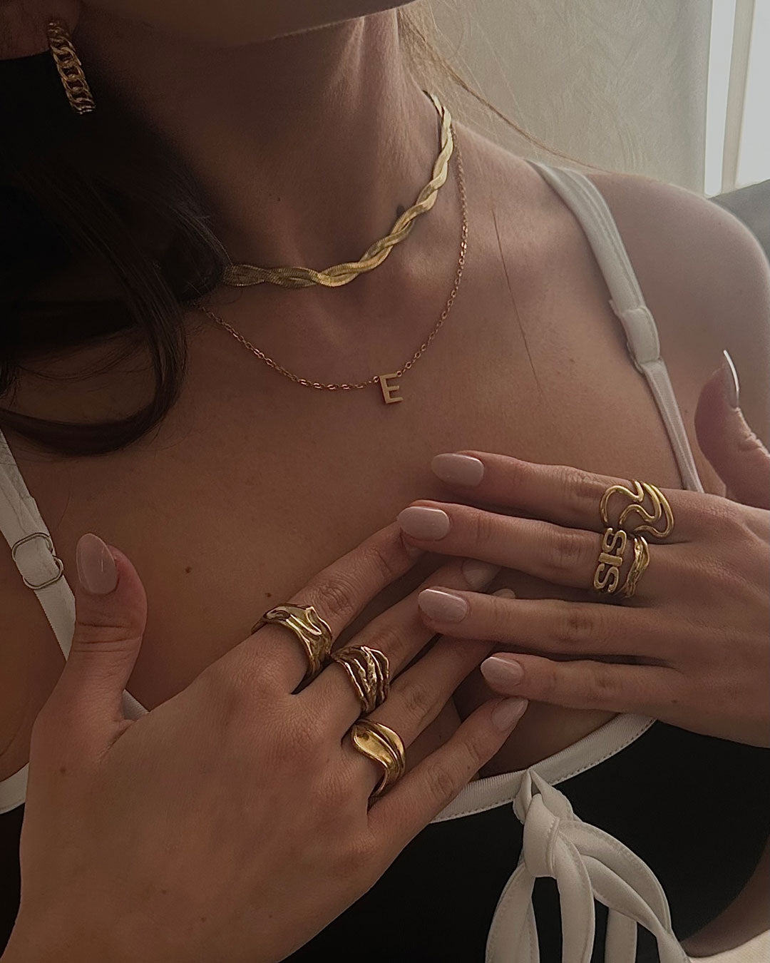 Almareine | Luxe Polished Gold Band