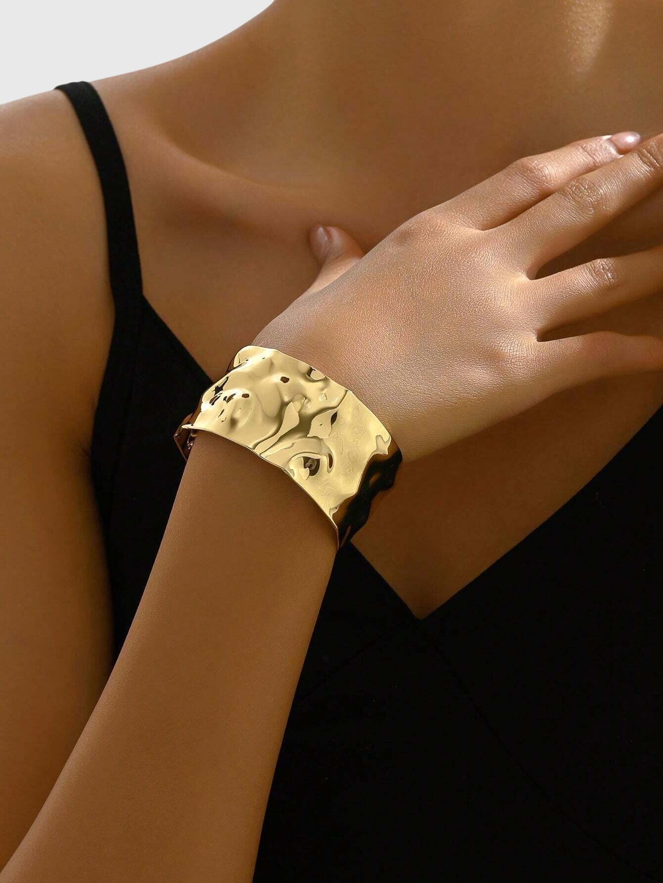 Audrey | The Sculpted Hammered Band