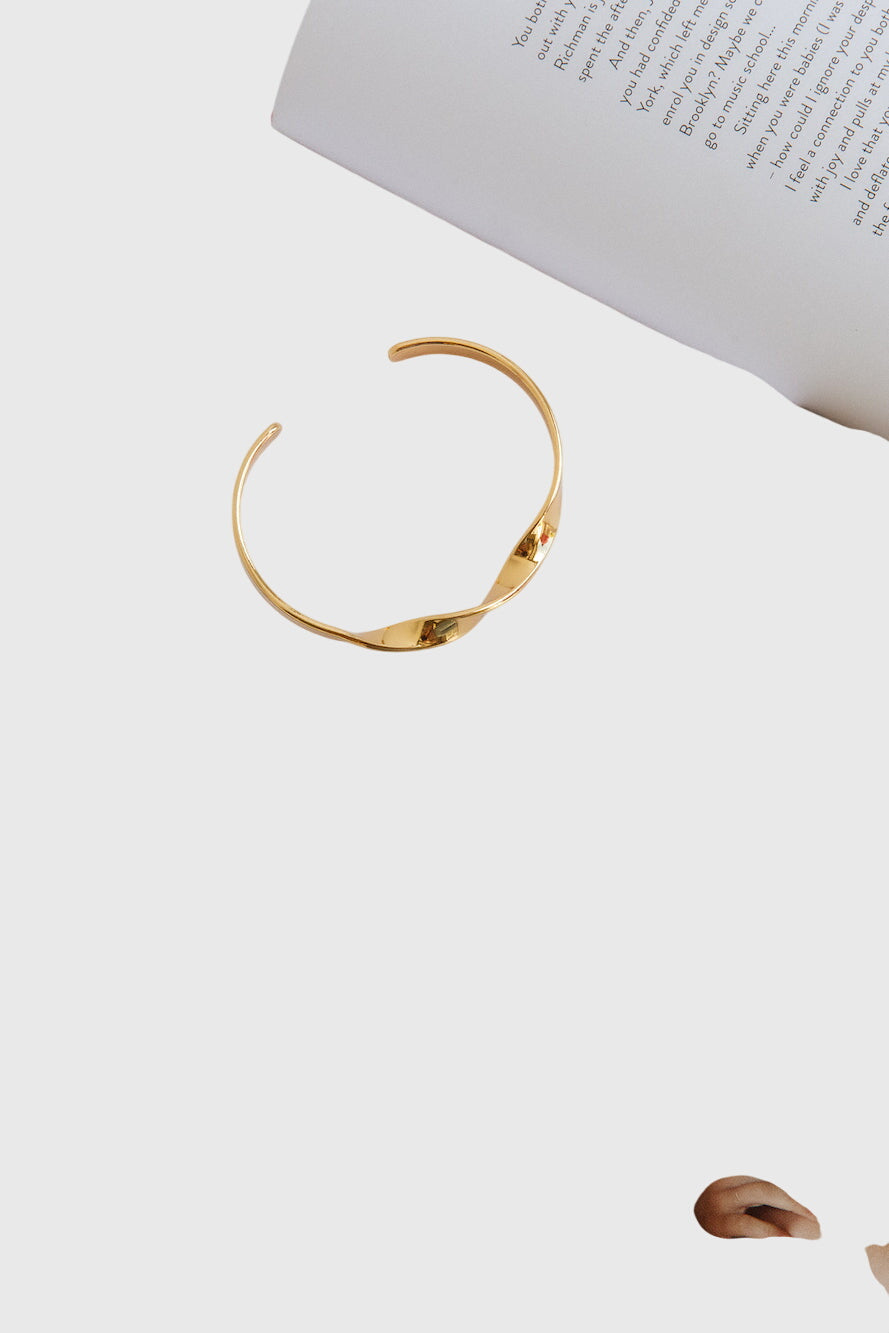 Adalyn | The Gilded Sculpture Link