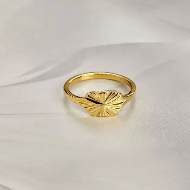 Aurizette | Celestial Beam Ring