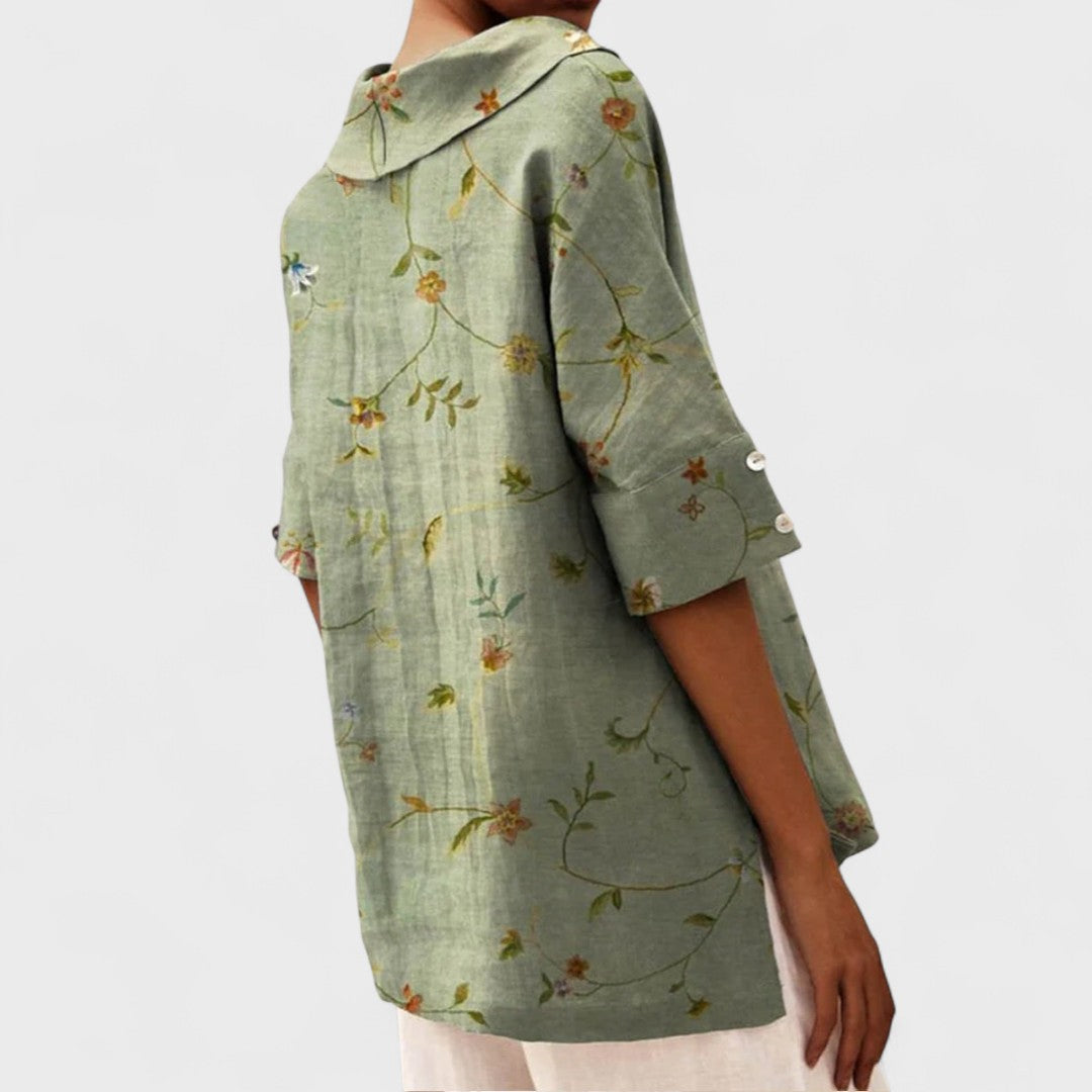 Andrea – Elegant V-Neck Top