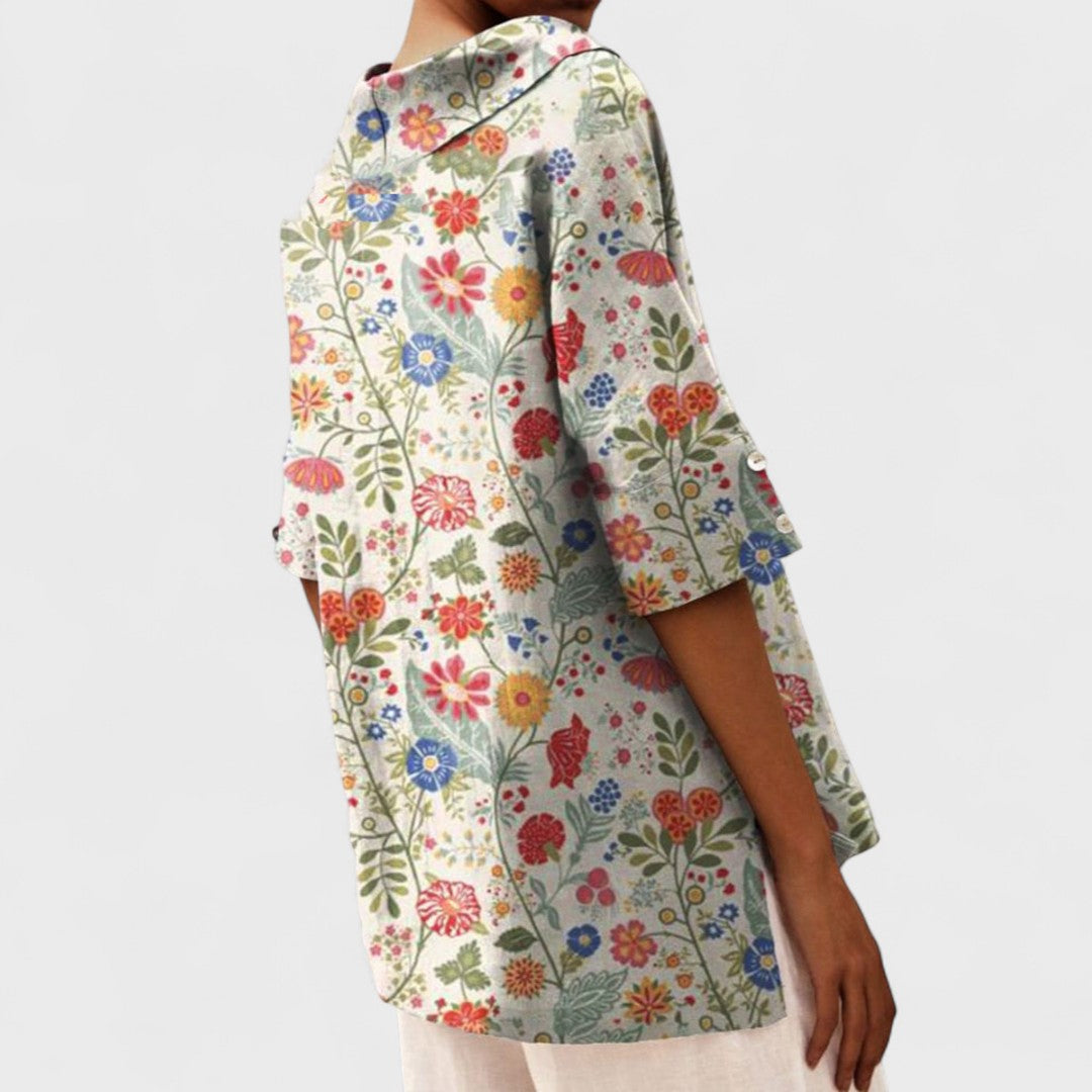 Andrea – Elegant V-Neck Top