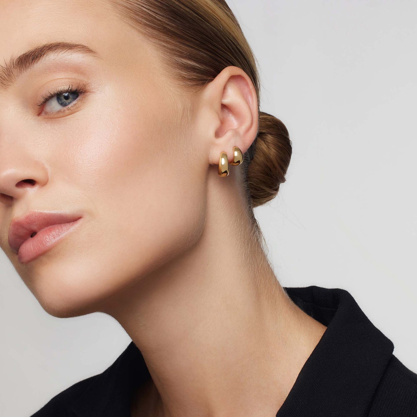 Rhaquellee | 14K Gold Signature Essential Earrings