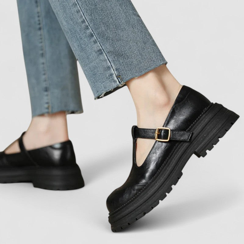 Luna – The Ultimate All-Day Comfort Flat