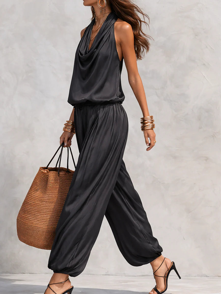 Nura – "Fluid Silhouette" Matching Set