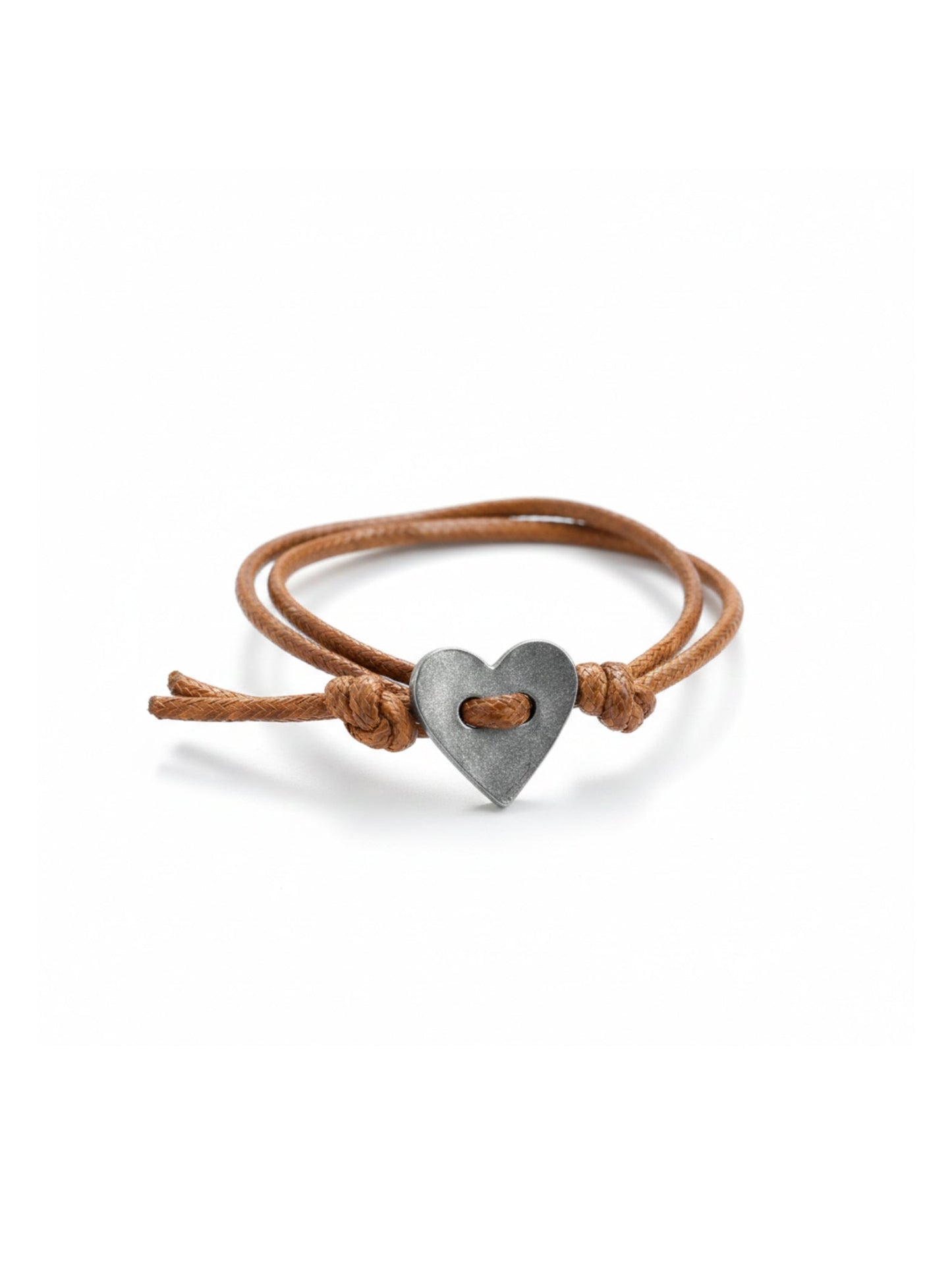 Amoura | Artisan Handmade Heart Emblem Bracelet