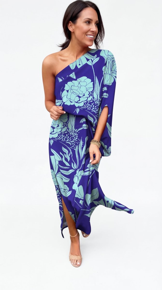 Carlena – "Urban Crisp" Midi Dress