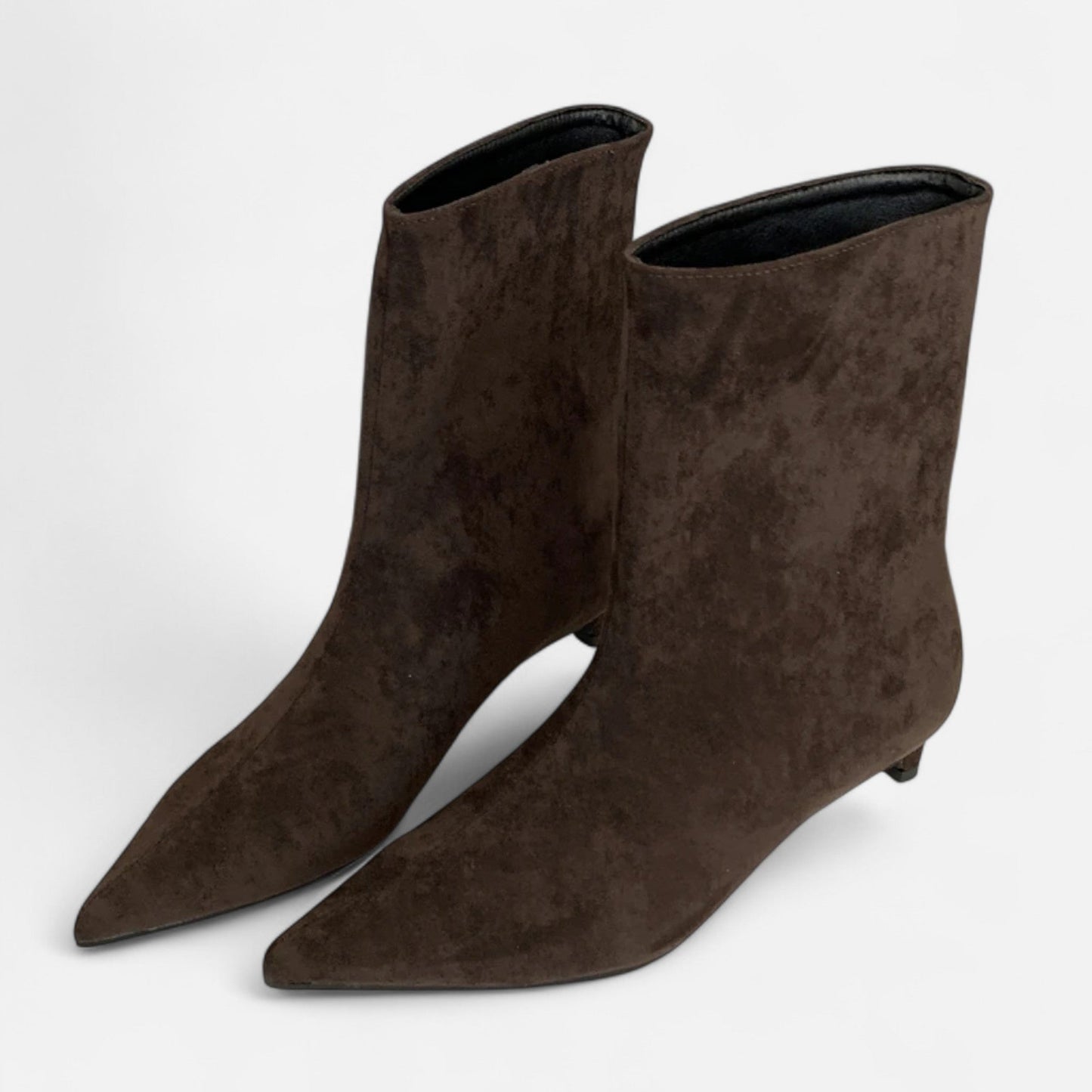Ancienne Monde | Retro Pointed-Toe Booties