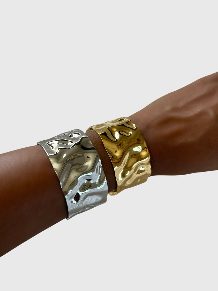 Audrey | The Sculpted Hammered Band