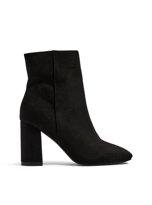 Selene | The Suede Statement